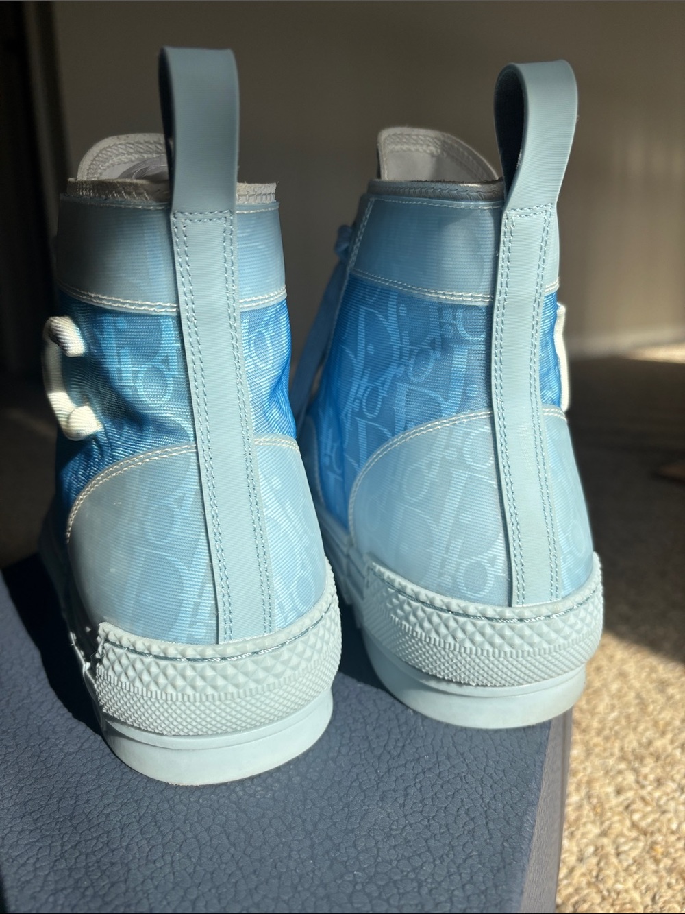 Dior B23 High Top Daniel Arsham sneakers. - Picture 4 of 10